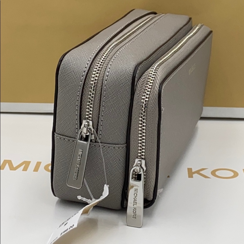 Michael Kors Large Double Travel Pouch Pearl Grey - Picture 5 of 16